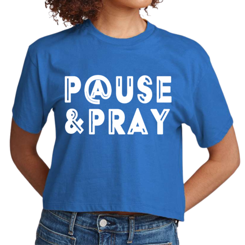 Womens Cropped Graphic T-shirt - Pause and Pray